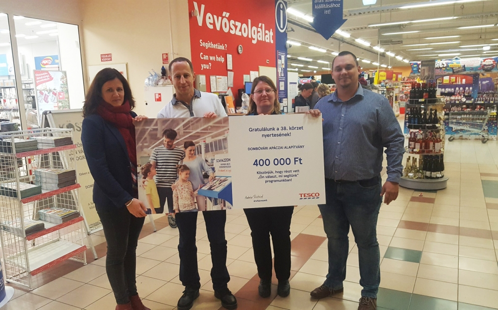A Dombóvári Apáczai Alapítvány levendulást alakít ki